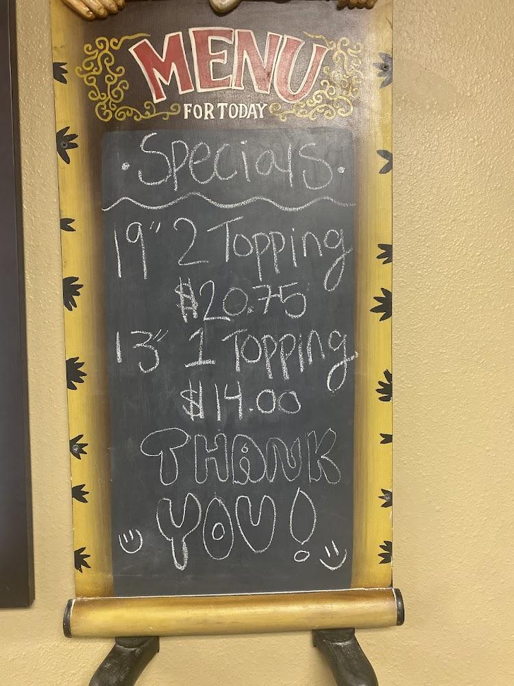 Mr. Pizza Hot Wings Dozen